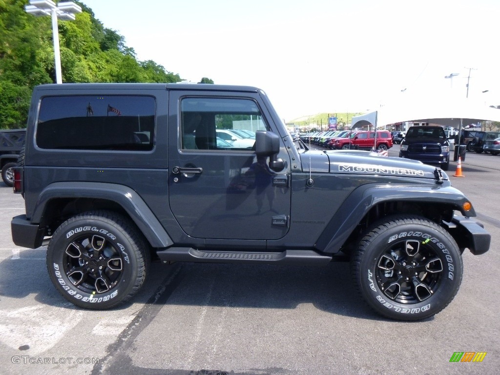 2017 Wrangler Sahara 4x4 - Rhino / Black photo #8