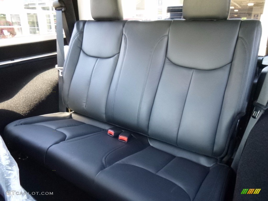 2017 Wrangler Sahara 4x4 - Rhino / Black photo #13