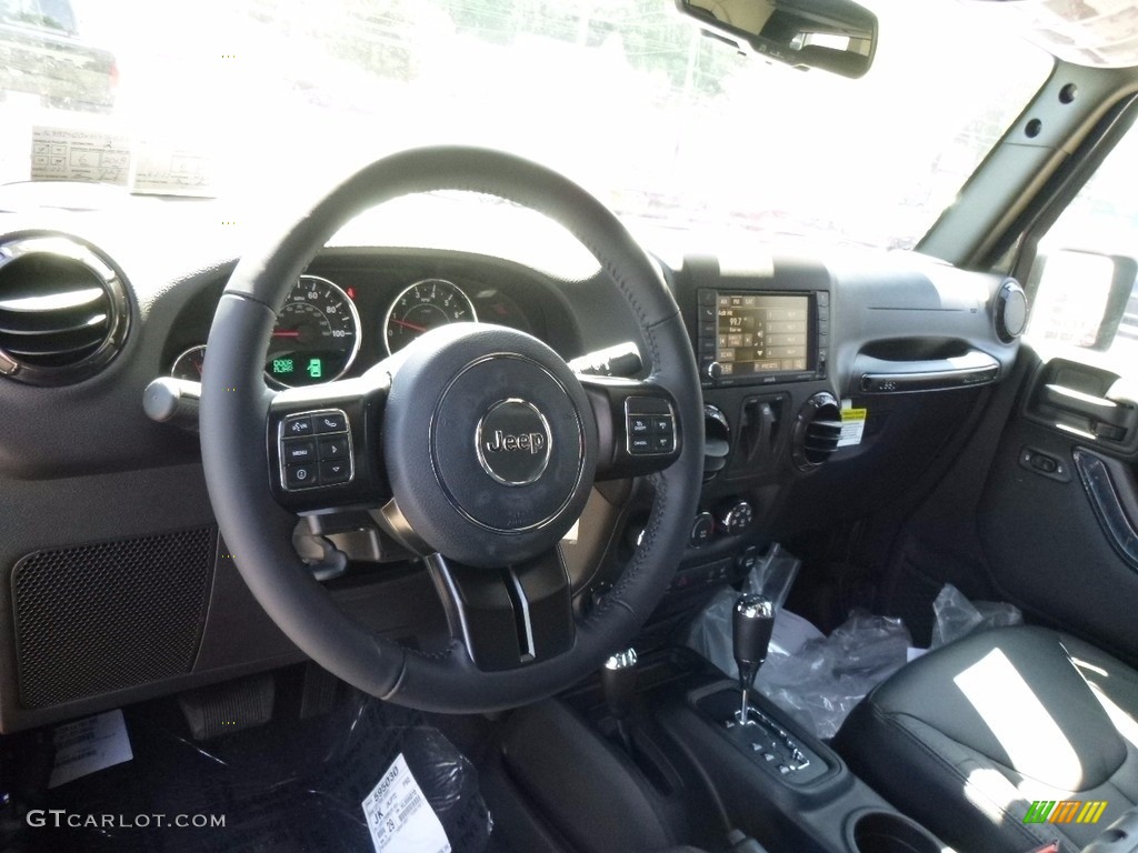 2017 Wrangler Sahara 4x4 - Rhino / Black photo #14