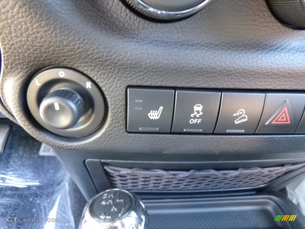 2017 Wrangler Sahara 4x4 - Rhino / Black photo #19