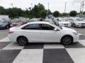Super White - Camry SE Photo No. 3