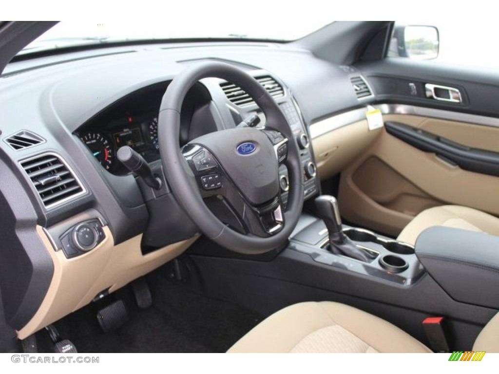 2017 Explorer FWD - Blue Jeans / Medium Light Camel photo #9