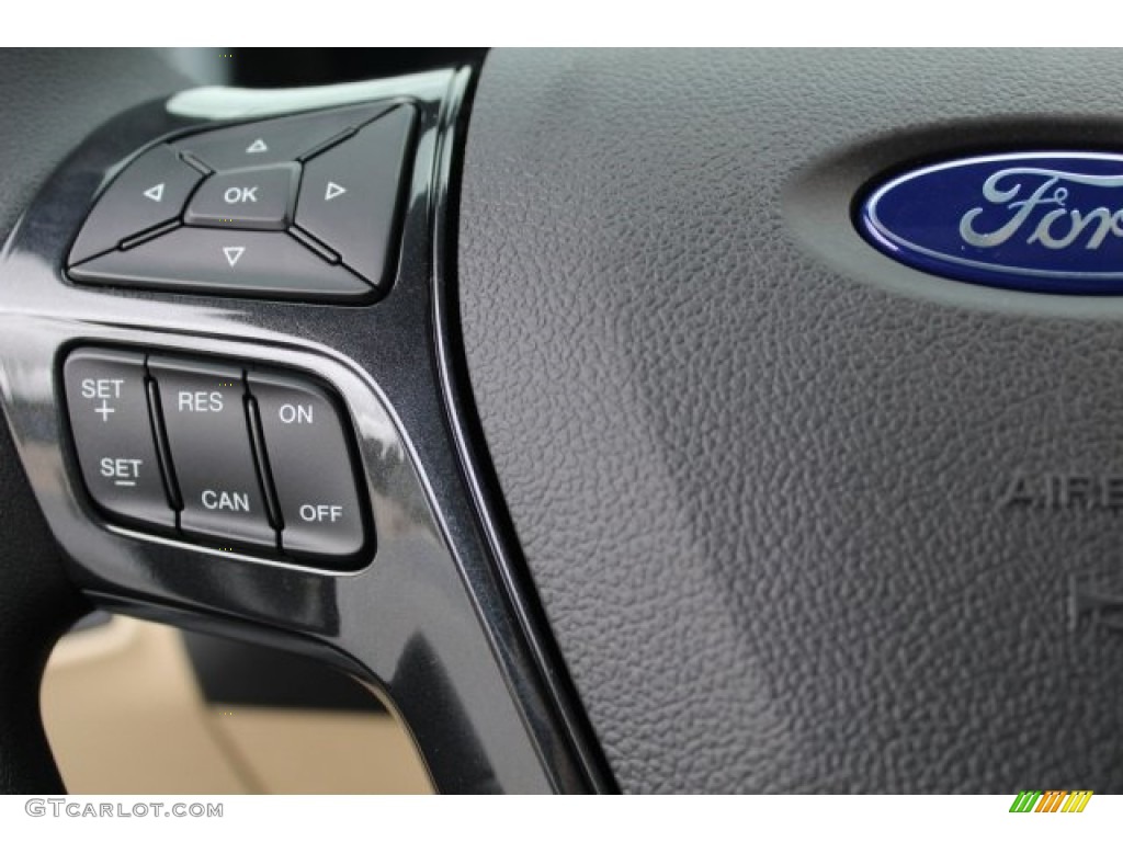 2017 Explorer FWD - Blue Jeans / Medium Light Camel photo #16