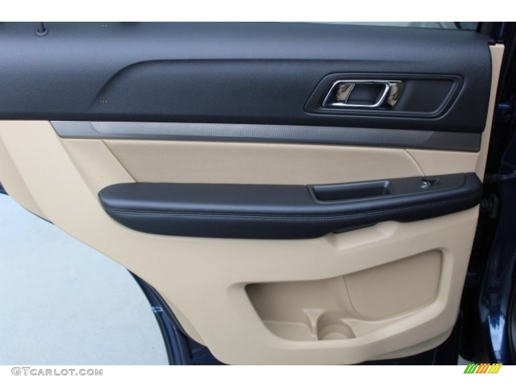 2017 Explorer FWD - Blue Jeans / Medium Light Camel photo #18