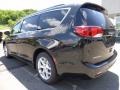 2017 Brilliant Black Crystal Pearl Chrysler Pacifica Touring L  photo #3