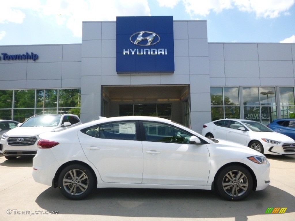 White Hyundai Elantra