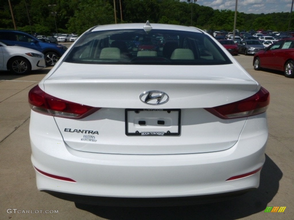 2017 Elantra SE - White / Beige photo #6