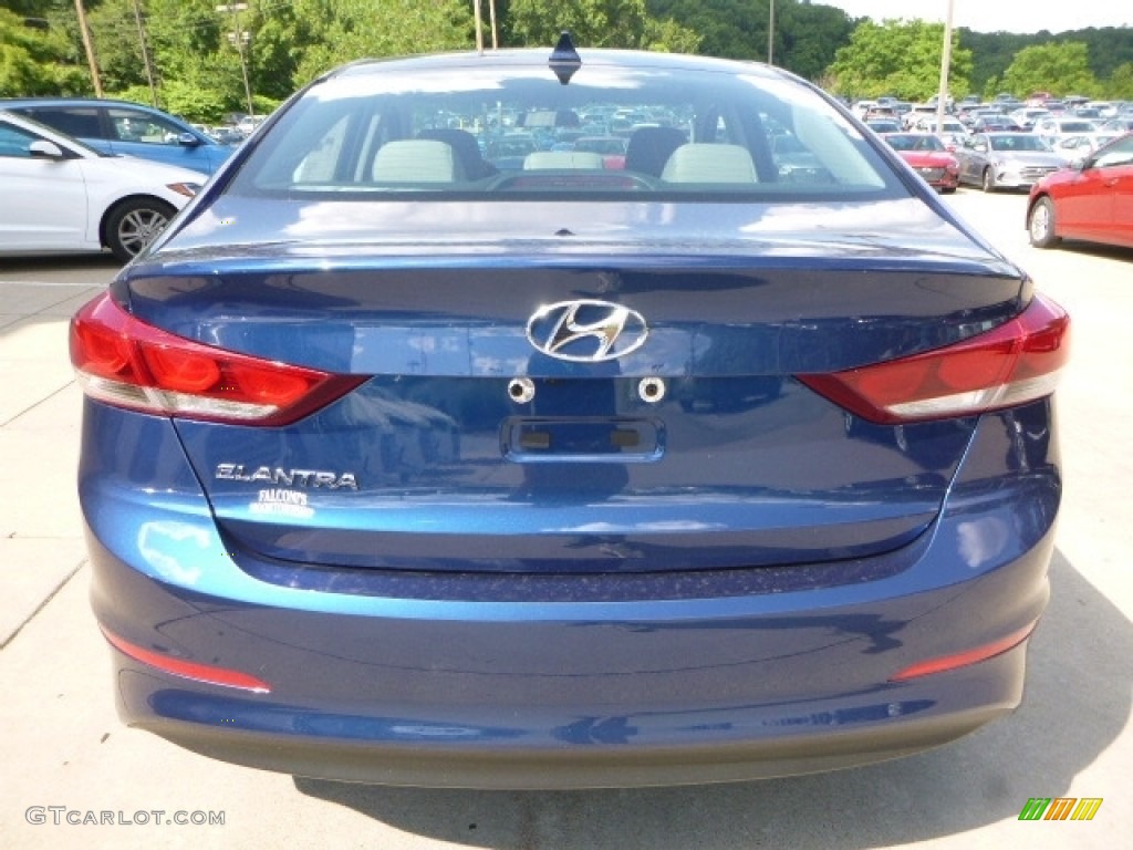 2017 Elantra SE - Lakeside Blue / Gray photo #6