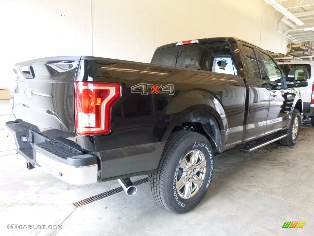 2017 F150 XLT SuperCab 4x4 - Shadow Black / Earth Gray photo #2