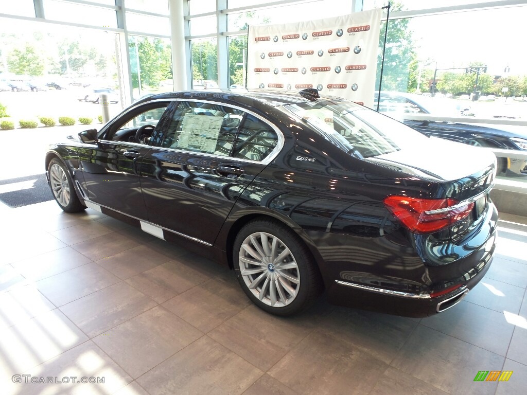 2018 7 Series 740e iPerformance xDrive Sedan - Black Sapphire Metallic / Zagora Beige photo #3