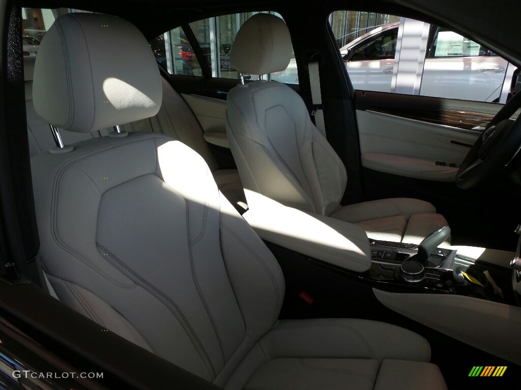 2018 5 Series 530e iPerfomance xDrive Sedan - Carbon Black Metallic / Ivory White photo #4