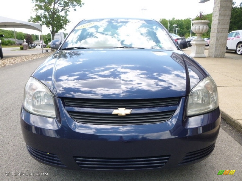 2009 Cobalt LT Sedan - Imperial Blue Metallic / Gray photo #4