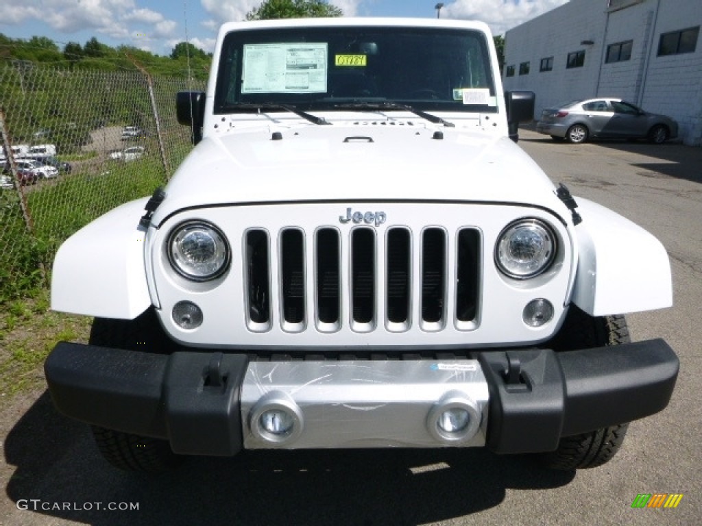 2017 Wrangler Unlimited Sahara 4x4 - Bright White / Black/Dark Saddle photo #7