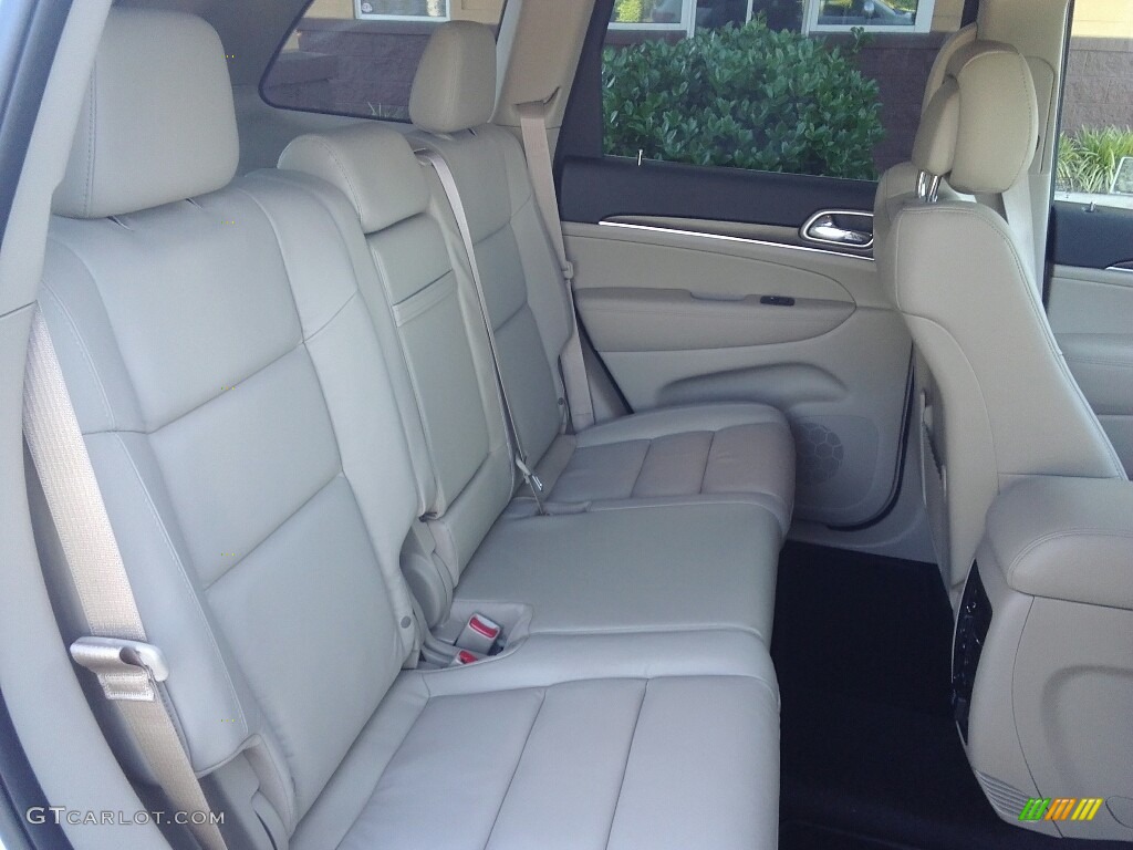 2017 Grand Cherokee Limited 4x4 - Bright White / Black/Light Frost Beige photo #27