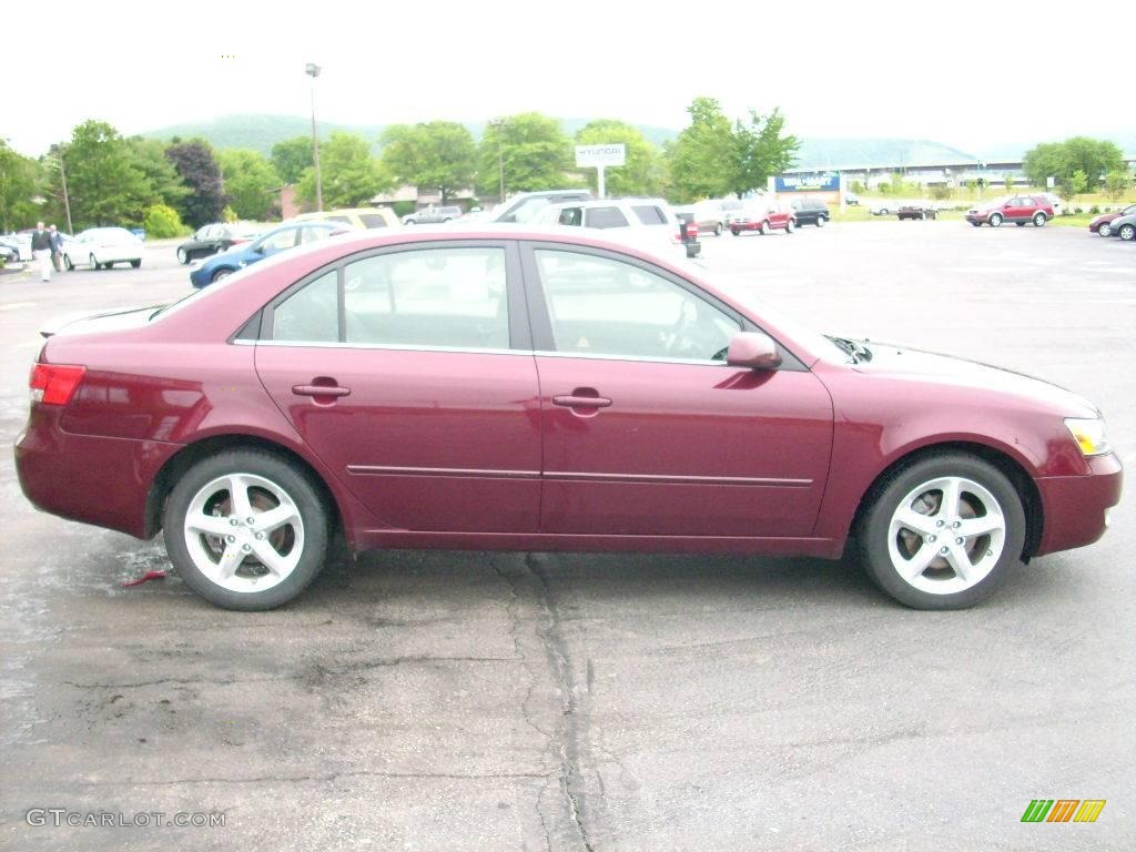 2008 Sonata SE V6 - Dark Cherry Red / Black photo #5