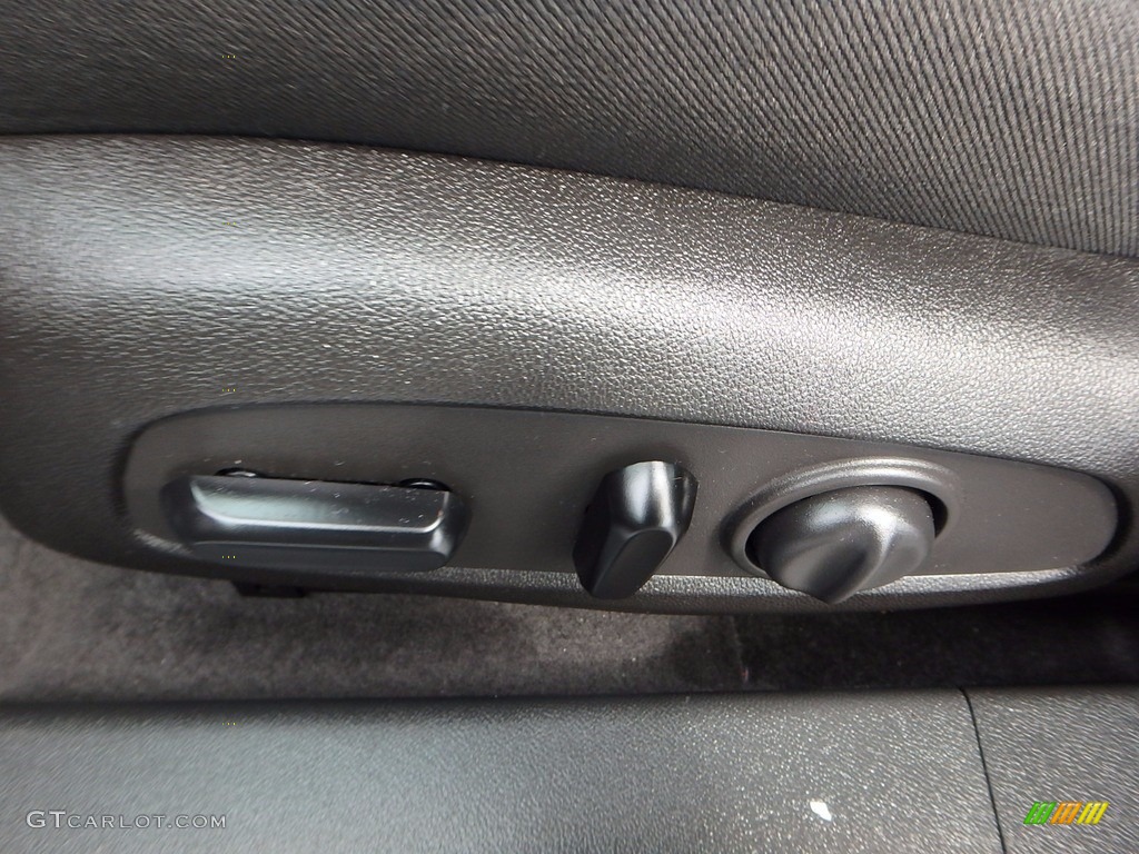 2016 Malibu LT - Mosaic Black Metallic / Jet Black photo #25