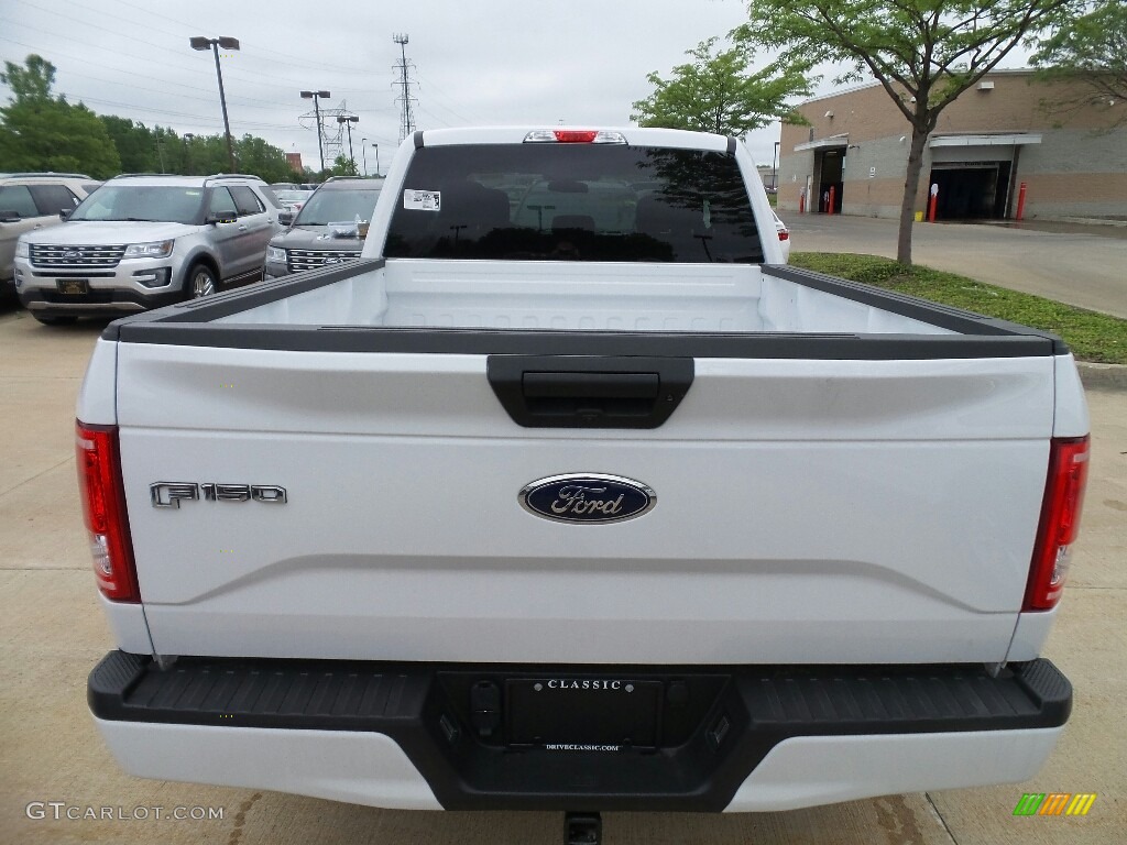 2017 F150 XL SuperCab - Oxford White / Black photo #4