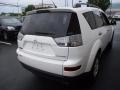 Diamond White Pearl - Outlander LS 4WD Photo No. 6