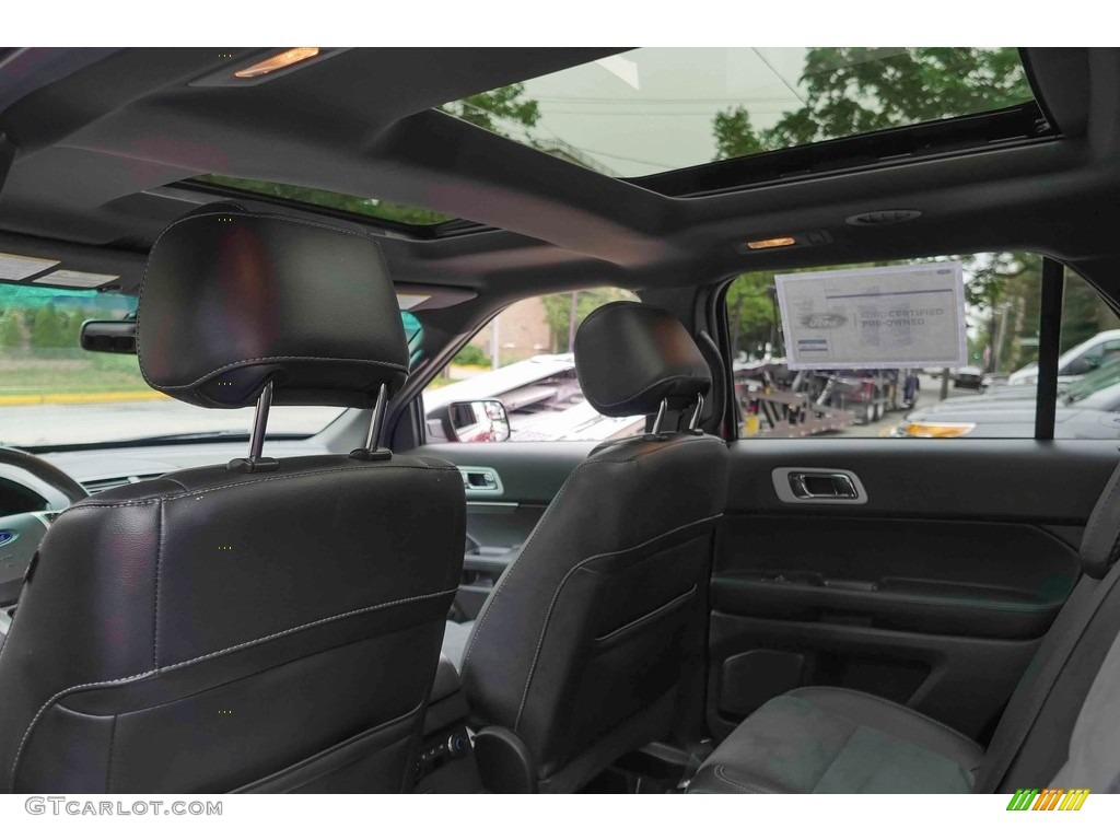 2015 Explorer XLT 4WD - Ruby Red / Charcoal Black photo #29