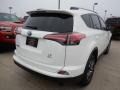 Super White - RAV4 LE Photo No. 2