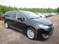 2017 Brilliant Black Crystal Pearl Chrysler Pacifica Touring L  photo #7