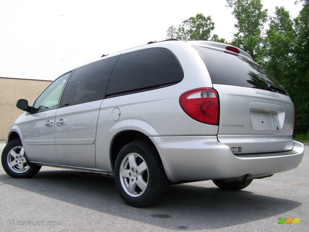 2006 Grand Caravan SXT - Bright Silver Metallic / Medium Slate Gray photo #3