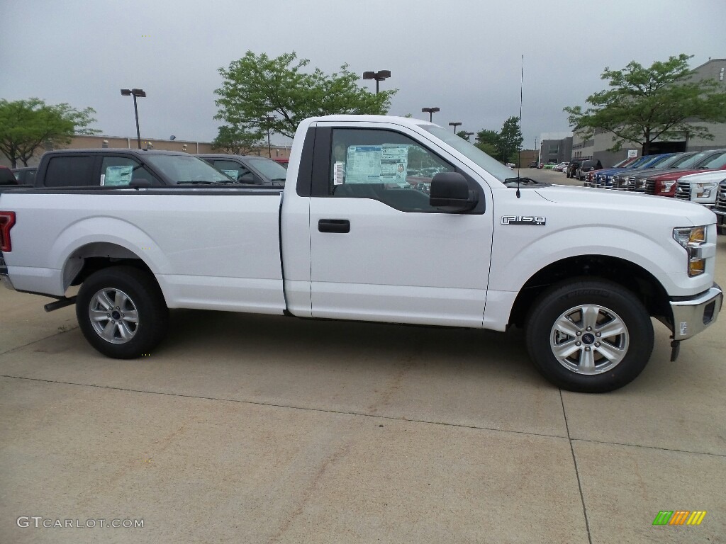 2017 F150 XL Regular Cab - Oxford White / Earth Gray photo #3