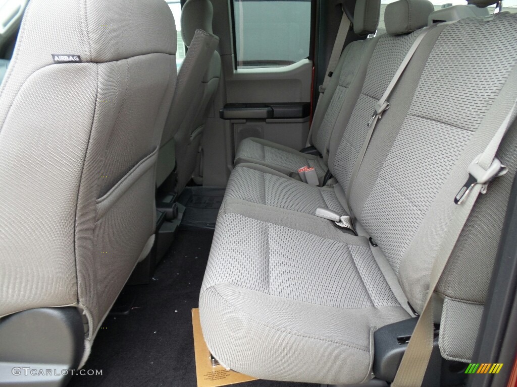 2017 F150 XLT SuperCab 4x4 - Ruby Red / Earth Gray photo #6