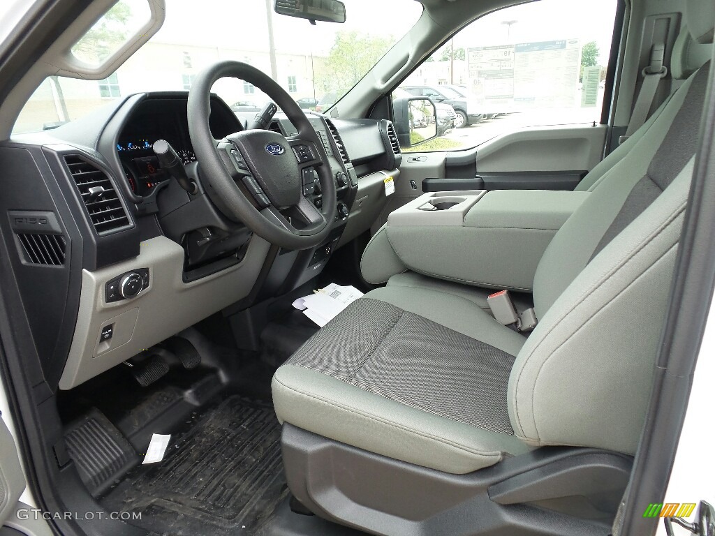 2017 F150 XL Regular Cab 4x4 - Oxford White / Earth Gray photo #5