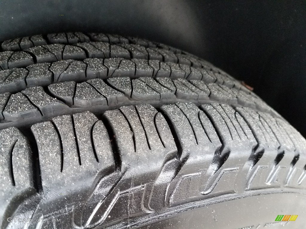 2017 Traverse LT AWD - Summit White / Ebony photo #23