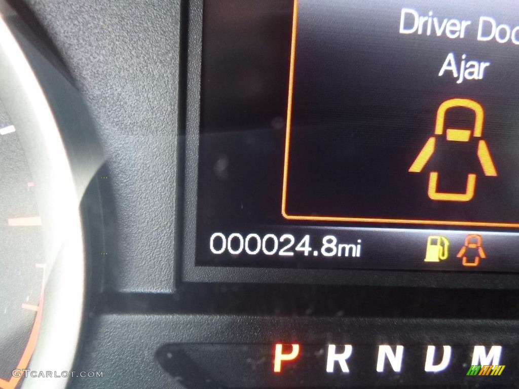 2017 F150 XLT SuperCrew 4x4 - Race Red / Earth Gray photo #20