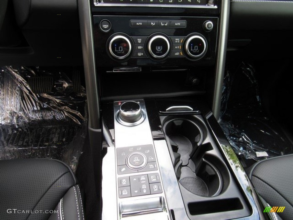 2017 Land Rover Discovery First Edition Controls Photo #120868793