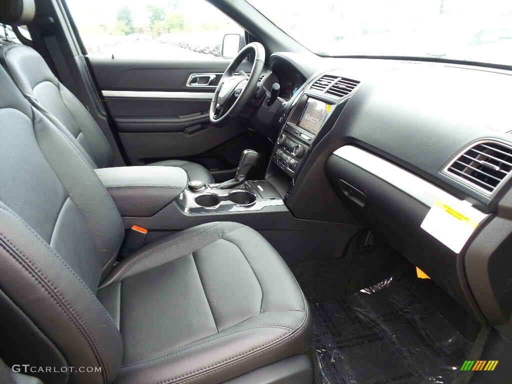 2017 Explorer XLT 4WD - Magnetic / Ebony Black photo #7