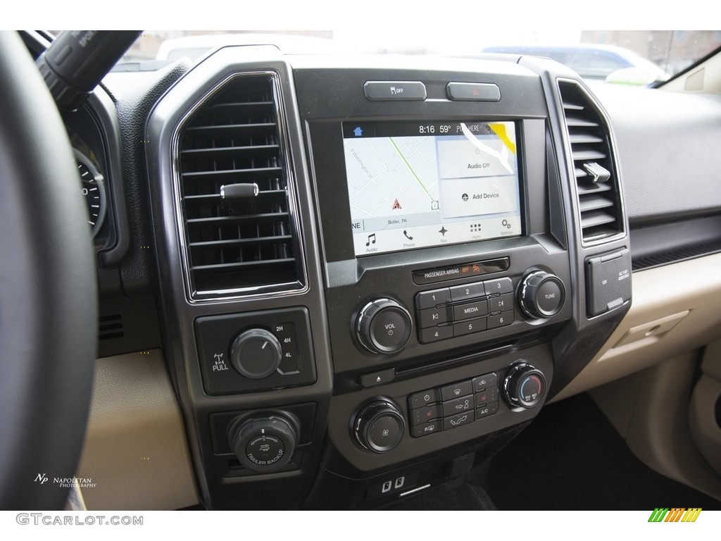 2017 F150 XLT SuperCrew 4x4 - White Gold / Light Camel photo #13