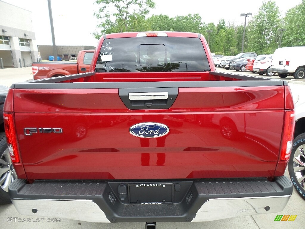 2017 F150 XLT SuperCrew 4x4 - Ruby Red / Earth Gray photo #4