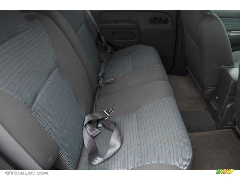2004 Xterra SE - Thermal Red Metallic / Gray photo #15