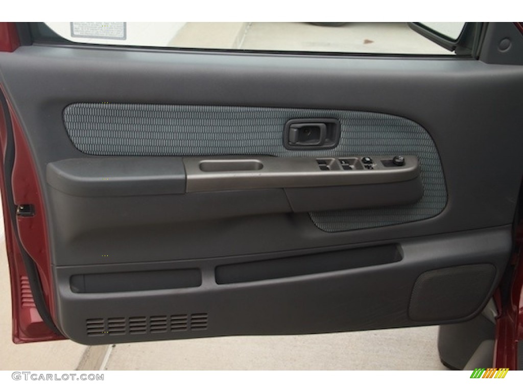 2004 Xterra SE - Thermal Red Metallic / Gray photo #20