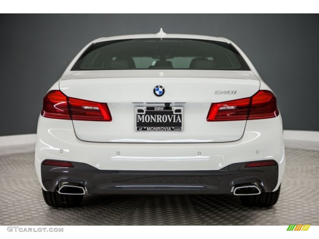 2017 5 Series 540i Sedan - Alpine White / Black photo #4