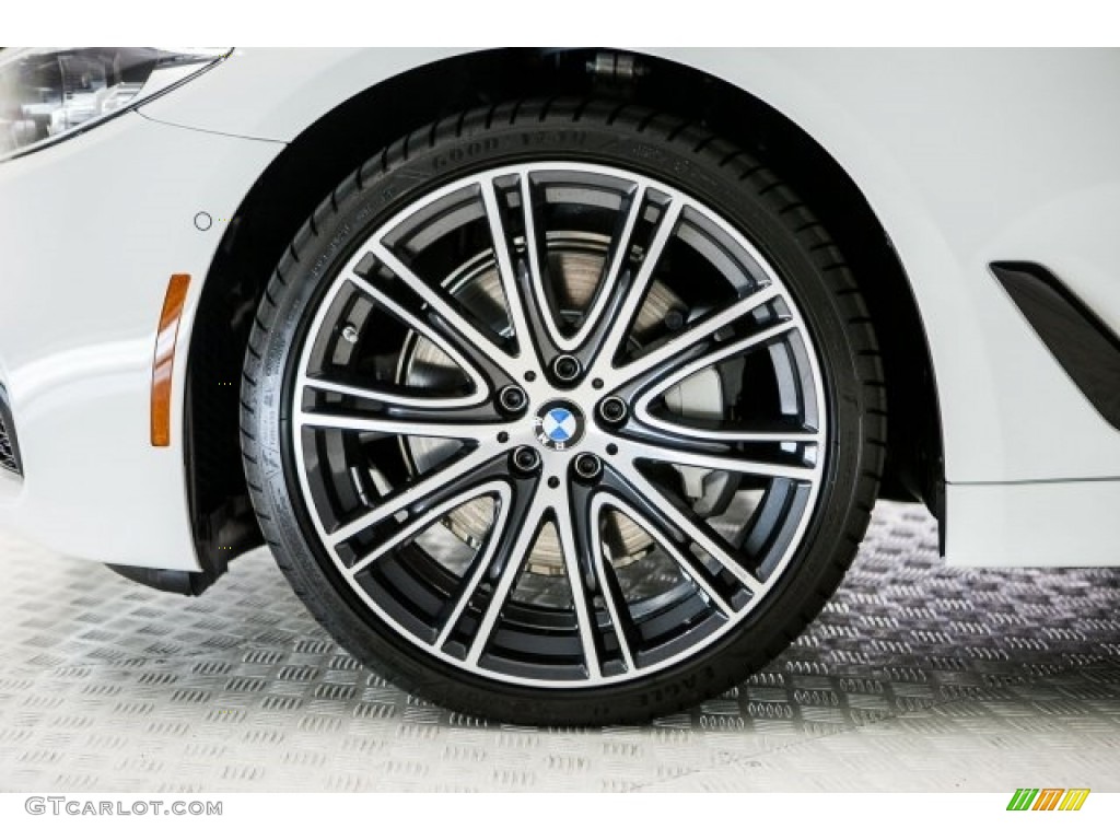 2017 5 Series 540i Sedan - Alpine White / Black photo #9