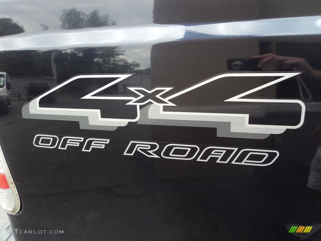1999 F250 Super Duty XLT Extended Cab 4x4 - Deep Wedgewood Blue Metallic / Medium Graphite photo #23