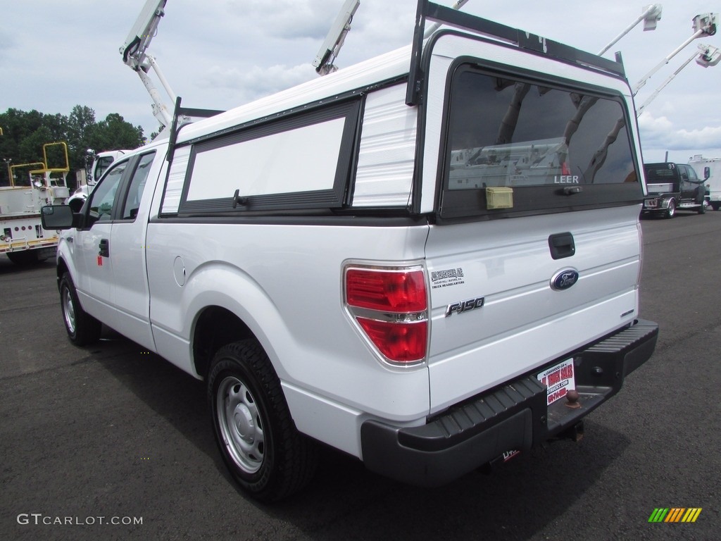 2011 F150 XL SuperCab - Oxford White / Steel Gray photo #4