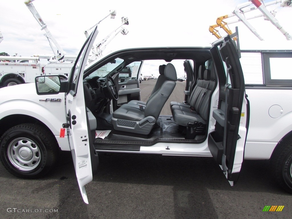 2011 F150 XL SuperCab - Oxford White / Steel Gray photo #31