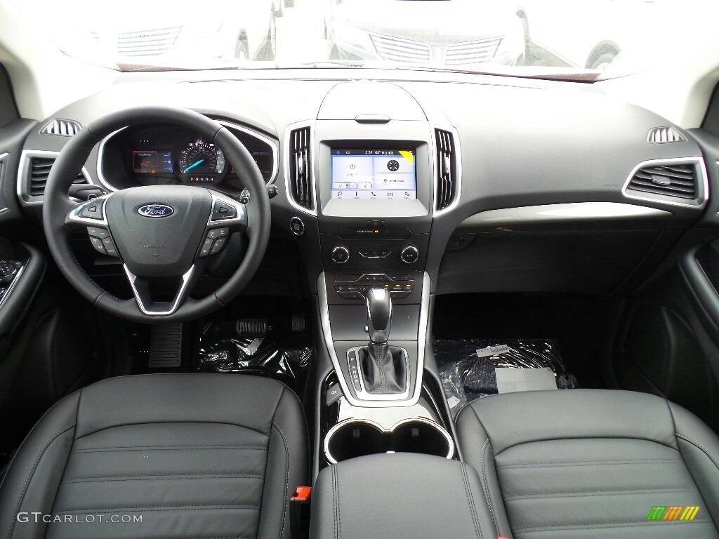 2017 Ford Edge SEL AWD Dashboard Photos