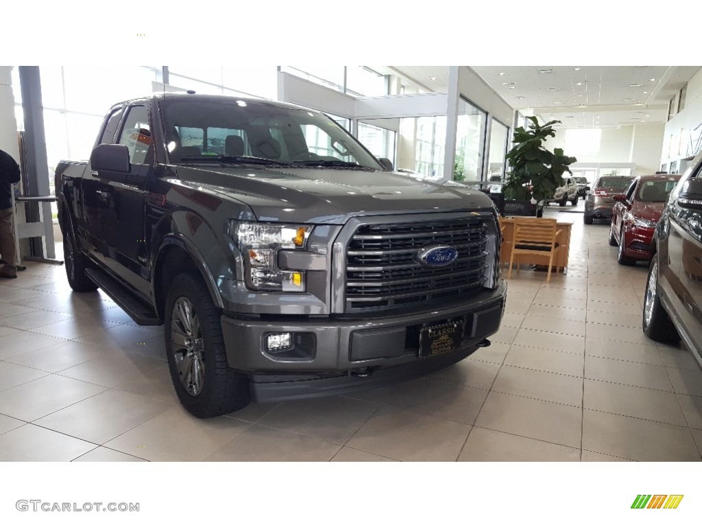 2017 F150 XLT SuperCab 4x4 - Magnetic / Black photo #2