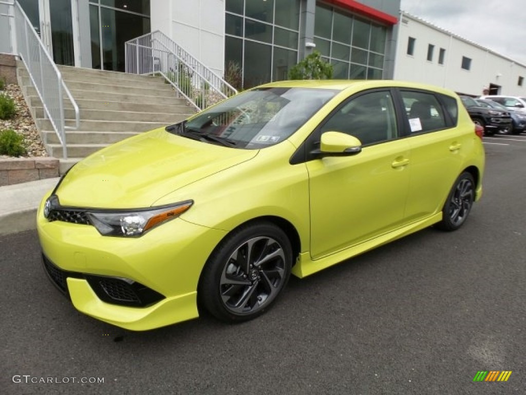 2017 Corolla iM  - Spring Green Metallic / Black photo #5