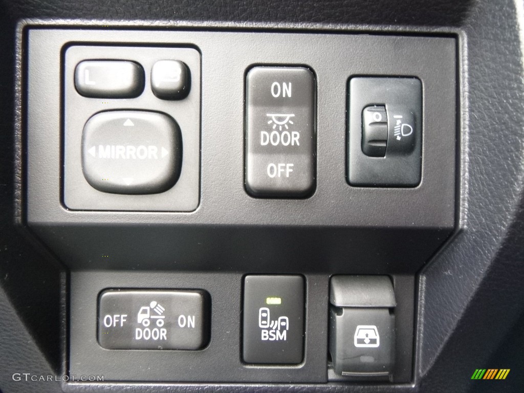 2017 Toyota Tundra 1794 CrewMax 4x4 Controls Photos