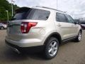 2017 White Gold Ford Explorer XLT 4WD  photo #2
