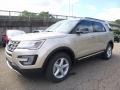 2017 White Gold Ford Explorer XLT 4WD  photo #6