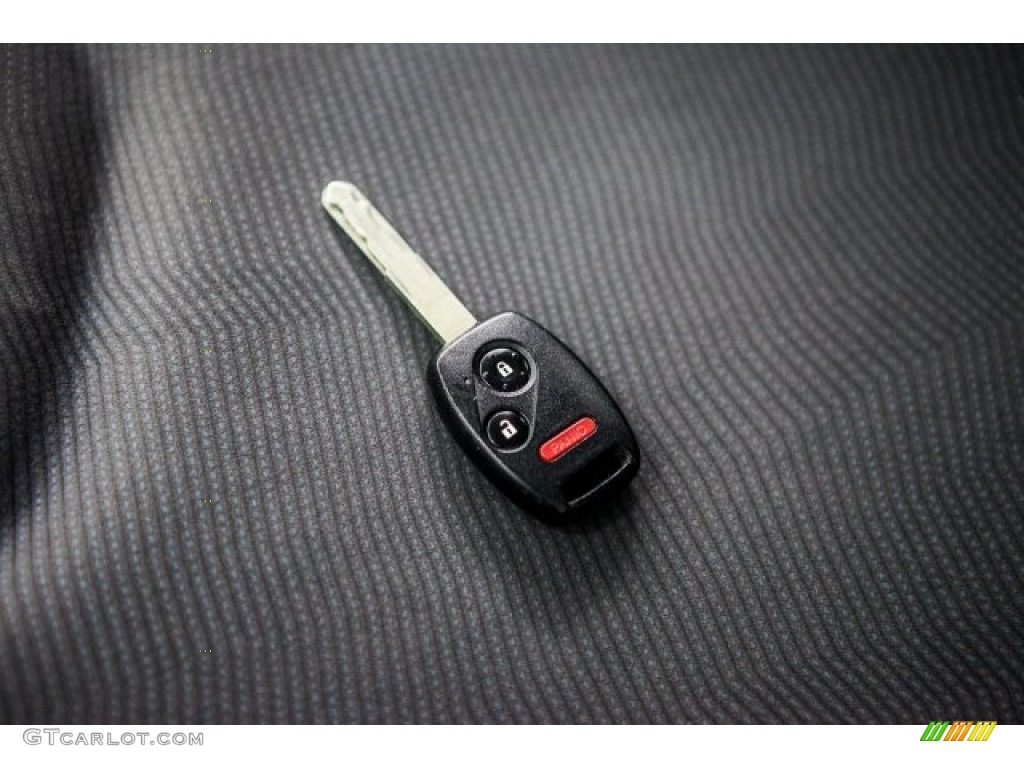 2013 Fit  - Alabaster Silver Metallic / Gray photo #11