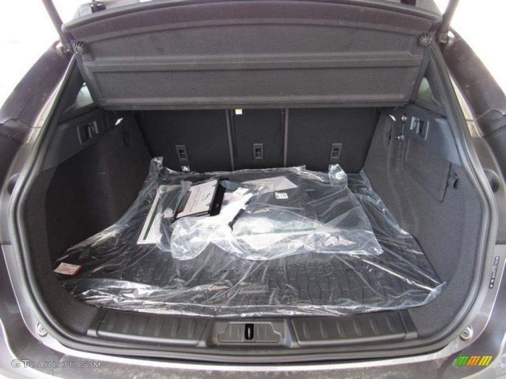2018 Jaguar F-PACE 35t AWD R-Sport Trunk Photo #120913388